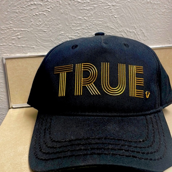 True religion hat - Picture 1 of 2